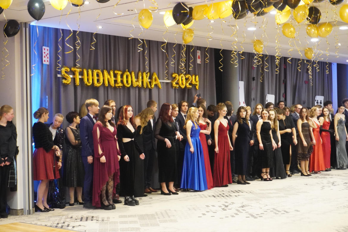 Studniówka III LO w Poznaniu