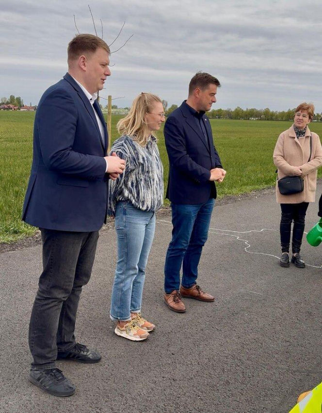 Zazieleni się Trojanowskiego w Lesznie. Przy ulicy posadzono drzewa