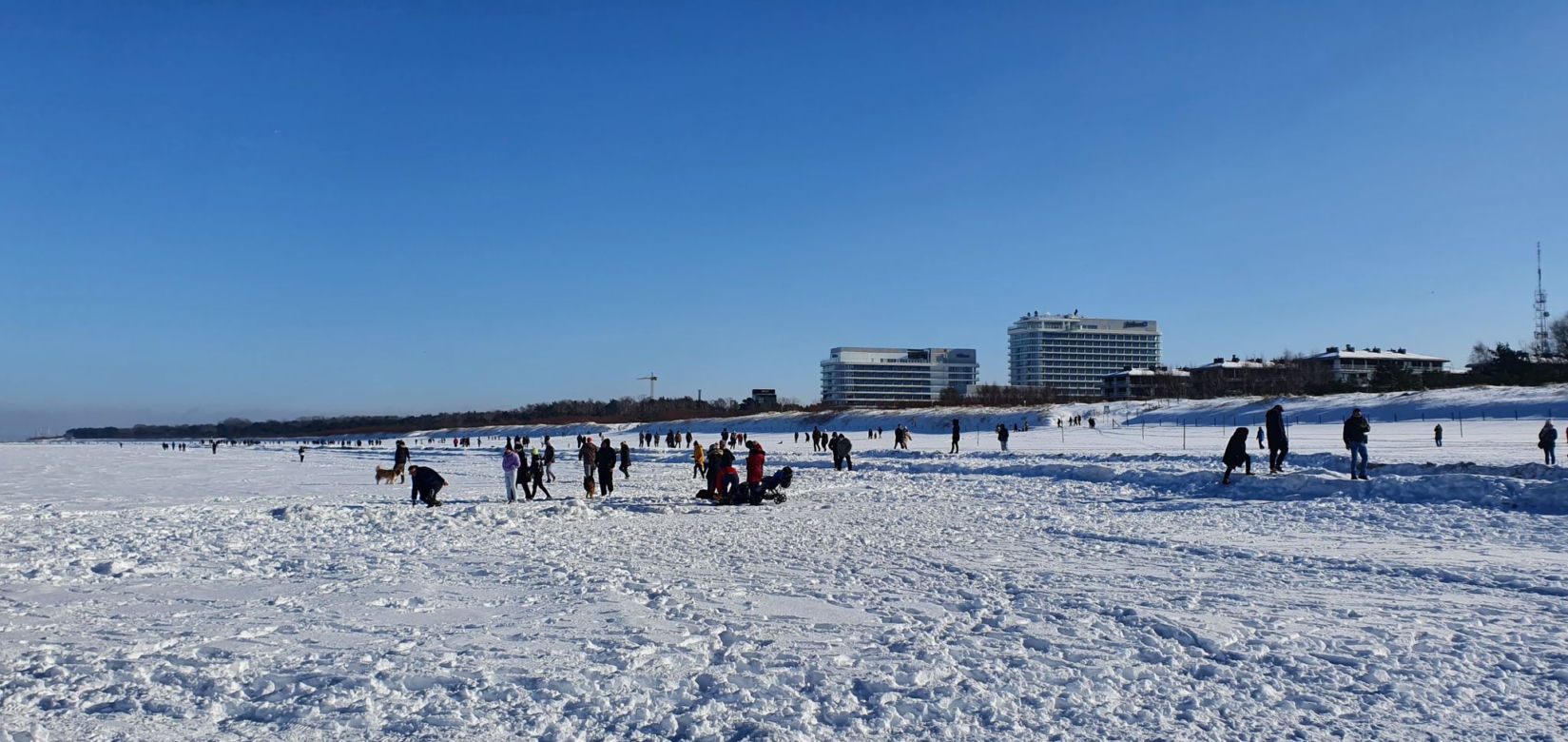 Plaża w Świnoujściu w zimowej odsłonie