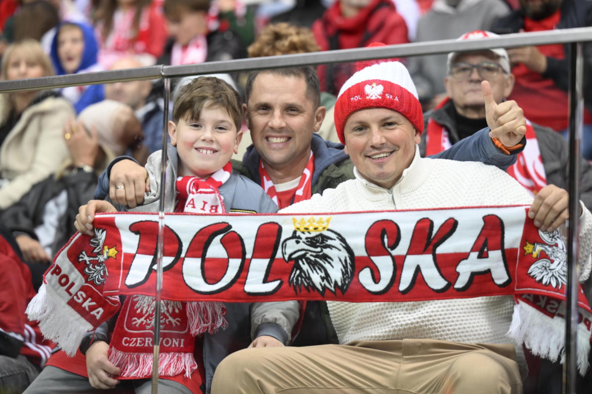Tłumy kibiców na PGE Narodowym w Warszawie. Polska-Bośnia [ZDJĘCIA]