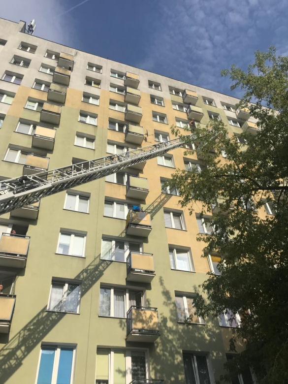 Brawurowa akcja strażaków na Pradze Południe