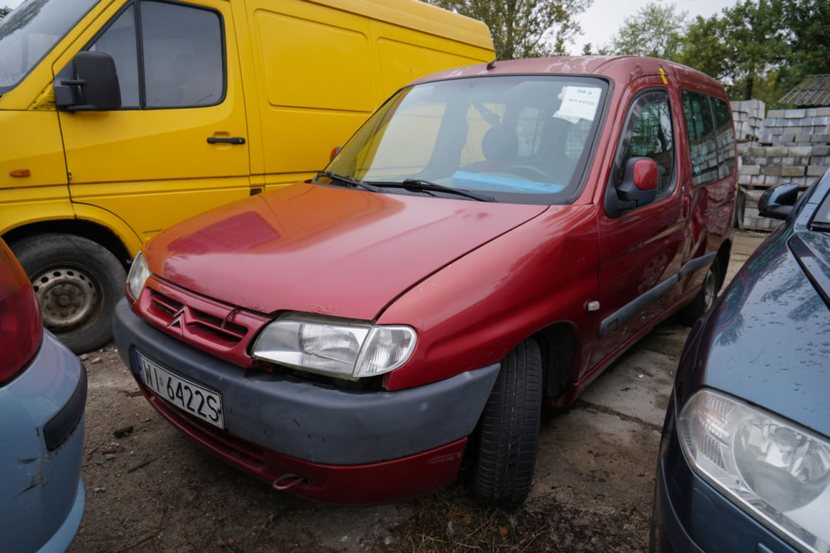 Citroen Berlingo. Cena wywoławcza - 1200 zł