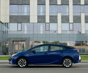 Toyota Prius IV