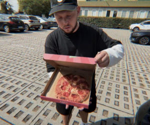 Książulo i pizza z Żabki