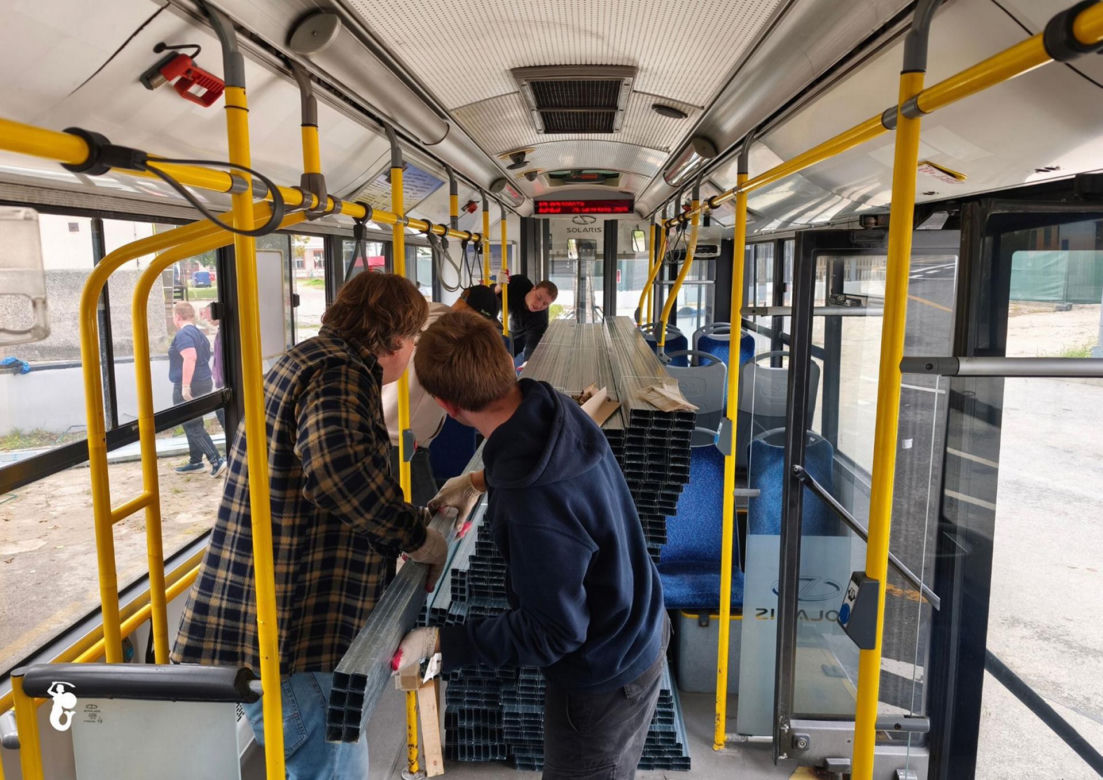 Z Warszawy na Ukrainę. Autobusy pomogą mieszkańcom
