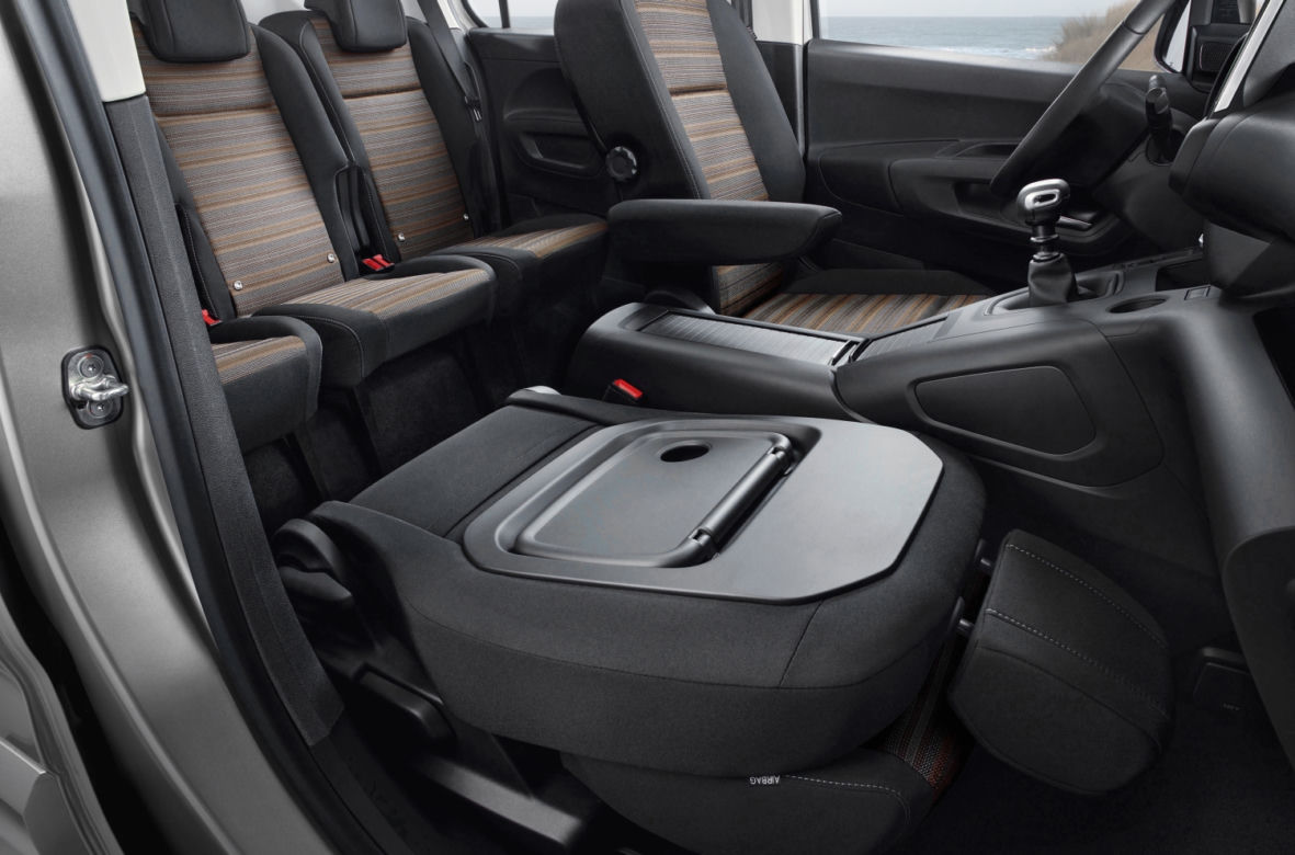 Opel Combo Life - wnętrze