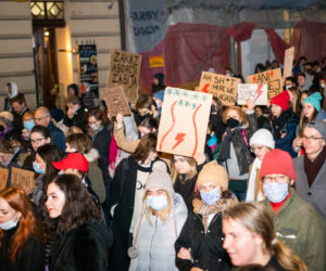 Kraków: Ani jednej więcej. Protest po śmierci ciężarnej Izabeli z Pszczyny