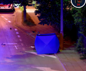 Śmiertelny wypadek na Radzymińskiej. Motocyklista nie miał szans na przeżycie