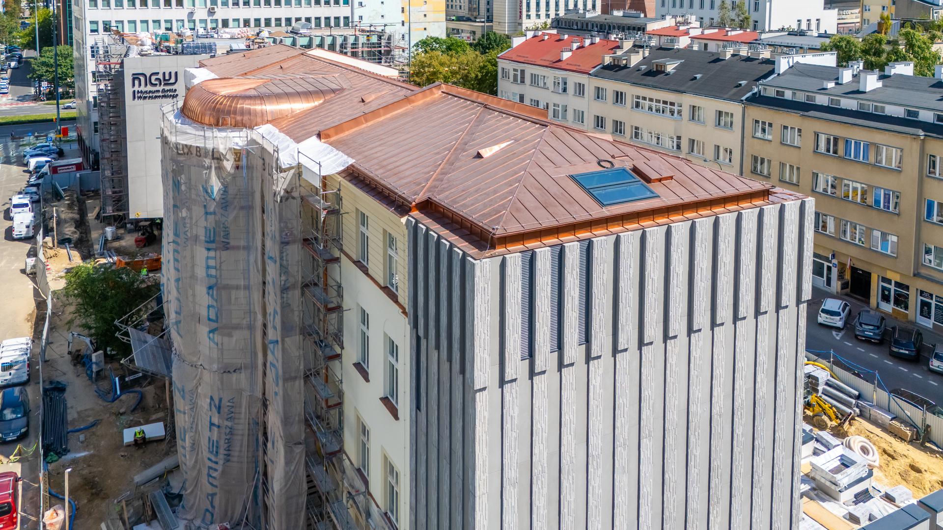 Dachy Muzeum Getta Warszawskiego już gotowe