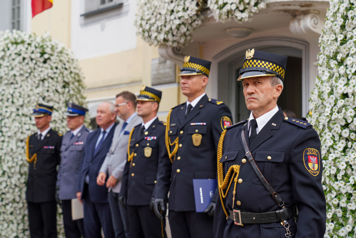 Białystok. Dzień Straży Miejskiej. Awanse funkcjonariuszy [30.08.22]