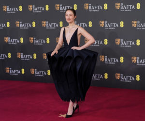 Gwiazdy przebrane za abażury na Bafta. Kto się popisał najlepszą kreacją?
