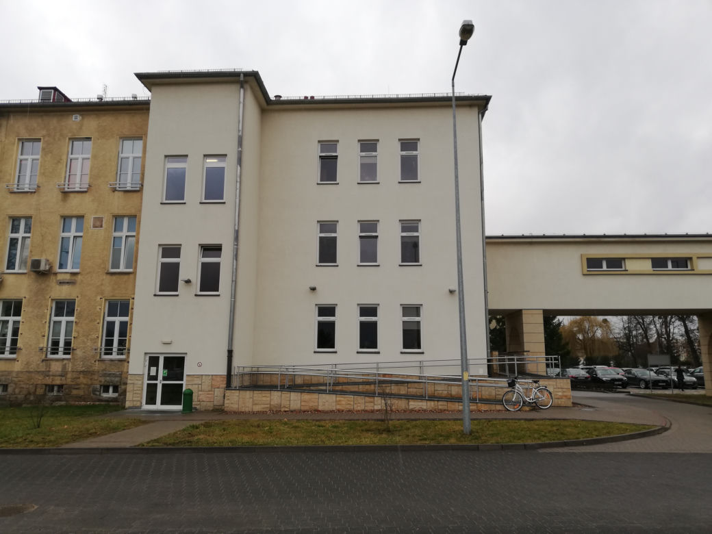 Polacy z miasta śmierci pod ścisłym nadzorem. Koronawirus