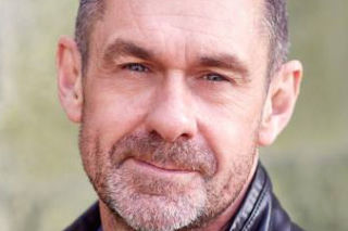 Paul Mason: Populizm karmi się trupem neoliberalizmu