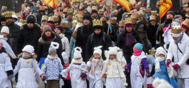 Orszak Trzech Króli 2018: KRAKÓW, WARSZAWA, POZNAŃ - którędy przejdą pochody? 