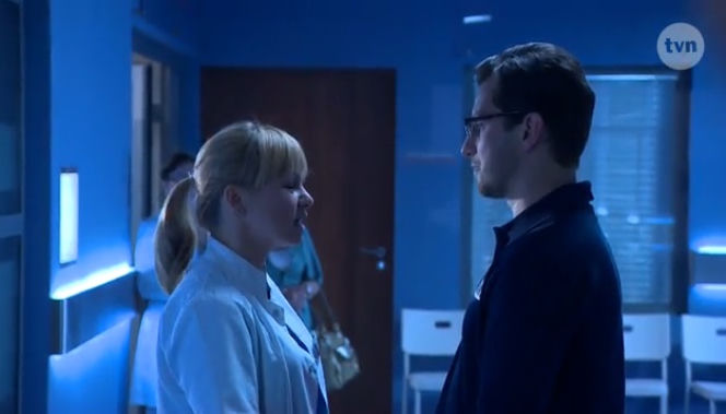 Lekarze 5 sezon. Sylwia (Katarzyna Bujakiewicz), Daniel Orda (Wojciech Zieliński)