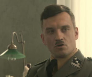 Czas honoru 7 sezon  odc. 1. Lenz (Michał Czernecki)
