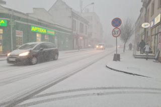 Burze i śnieg, a do tego wichury do 100 km/h! Prognozy są bezlitosne [Pogoda IMGW na 5.02.2022]