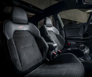 Ford Puma ST (2021)