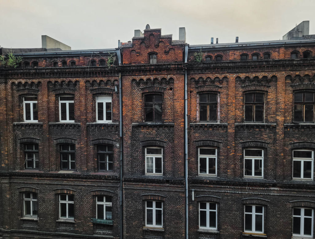 Jakie tajemnice skrywają przed nami famuły wybudowane przez Izraela Poznańskiego? 