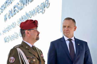 Sierż. Michael Ollis patronem Centrum Kultury w Olesznie