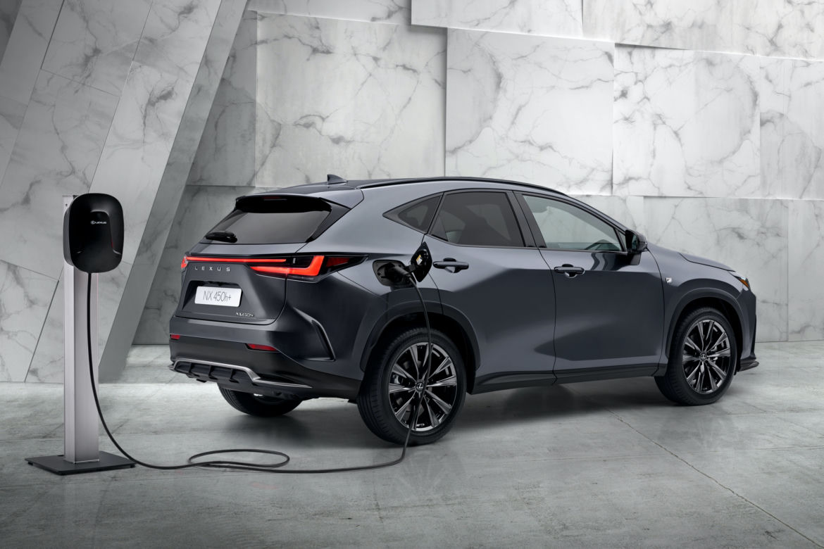 Lexus NX 450h+ (2021)
