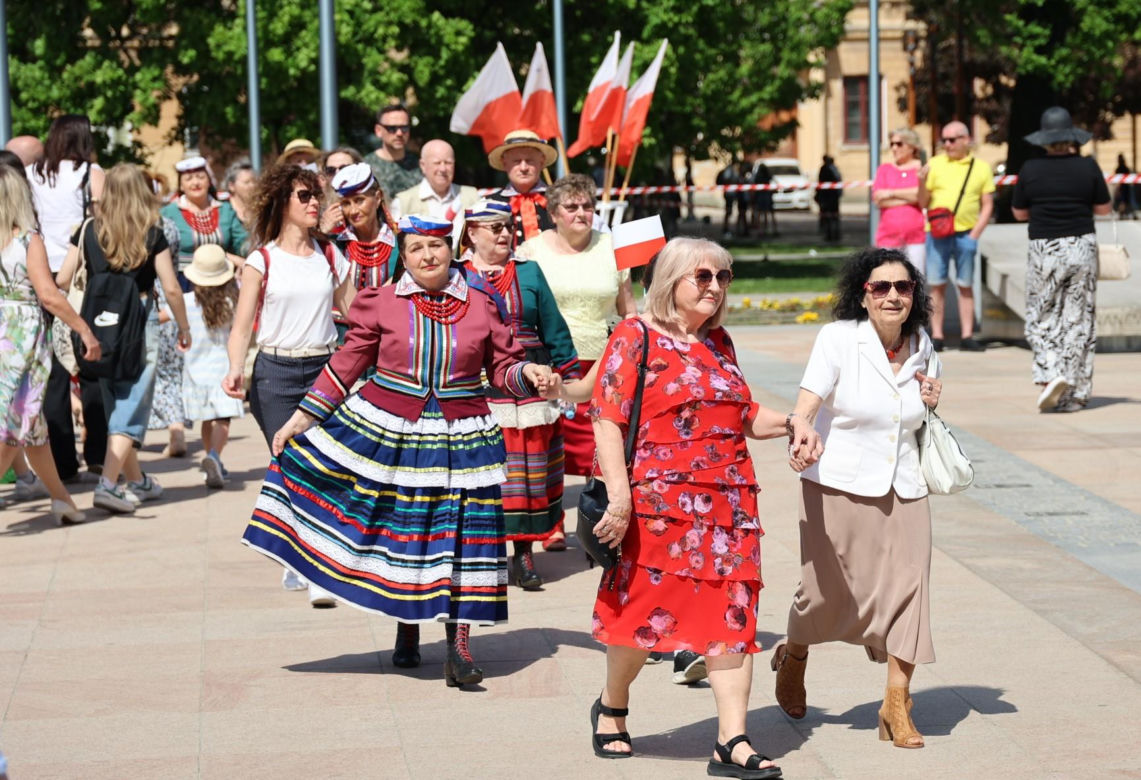 420 par zatańczyło tradycyjnego „Poloneza dla Lublina”! 