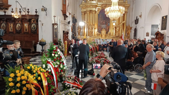 Ostatnia droga Wandy Traczyk-Stawskiej. Tak stolica żegna bohaterkę Powstania Warszawskiego