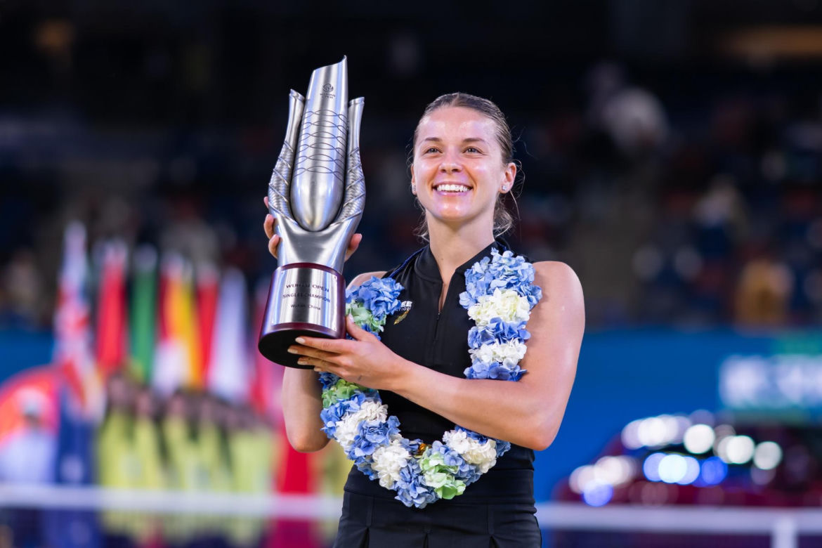 Maja Chwalińska dekoracja po wygranej w Wuhan
