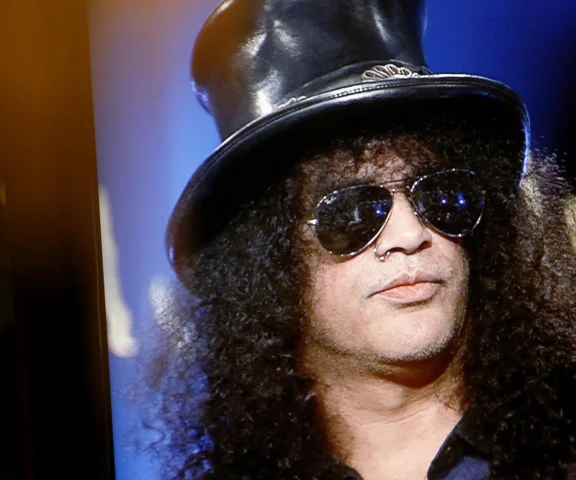 Slash nienawidził Sweet Child o' Mine przez lata. Poznaj historię hitu Guns N' Roses, który zaczął się od żartu