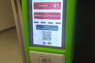 Już nie żółte, a zielone. W autobusach i trolejbusach będą nowe kasowniki