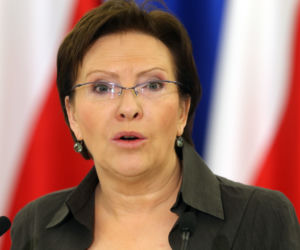 PLATFORMA ZRZUCA WINĘ NA KOMOROWSKIEGO