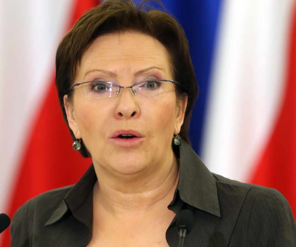 PLATFORMA ZRZUCA WINĘ NA KOMOROWSKIEGO