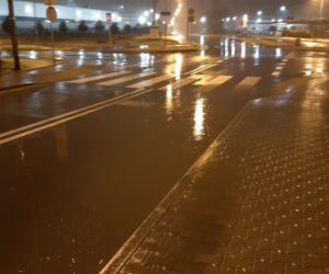 Zalana ulica Daniszewska w Warszawie