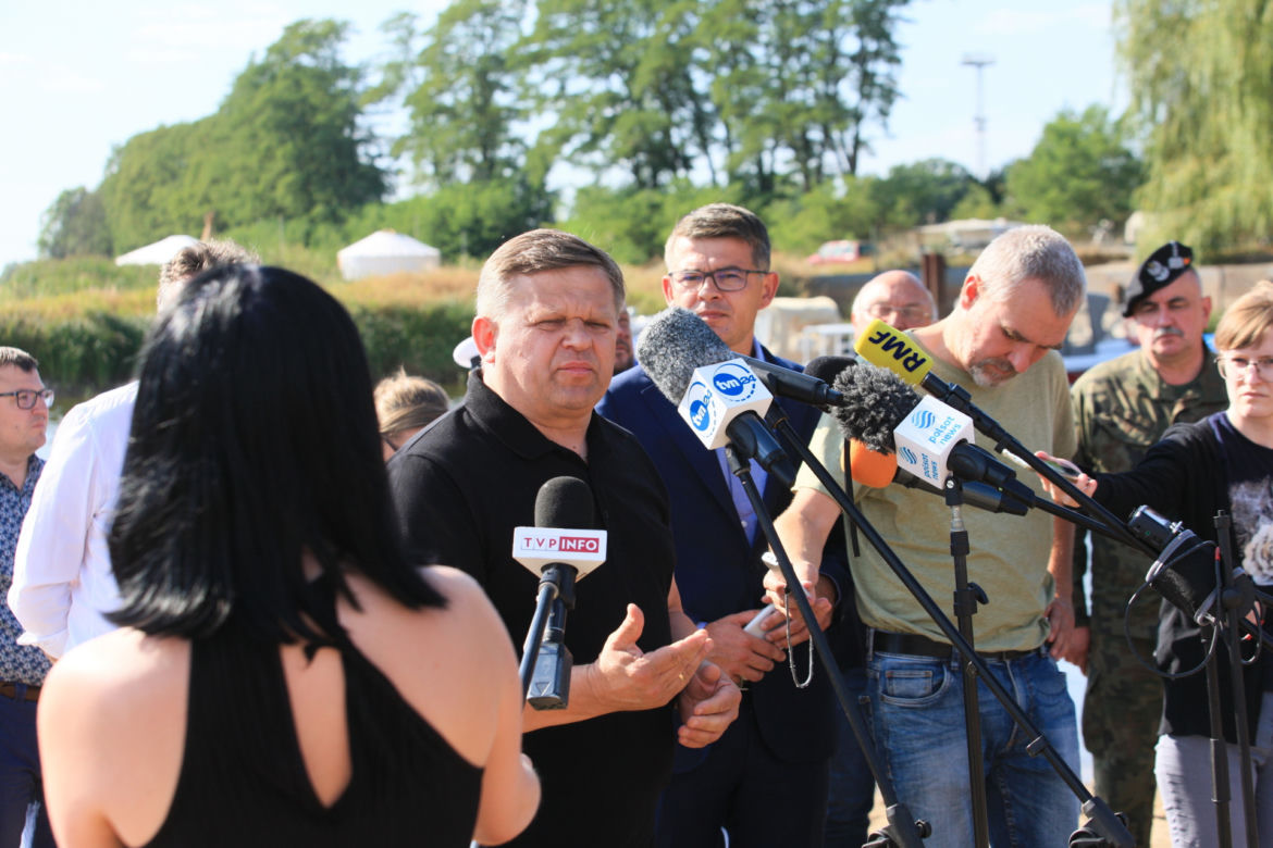 Katastrofa ekologiczna. Niemcy wykryli rtęć w Odrze. Ogłoszą stan klęski żywiołowej? 