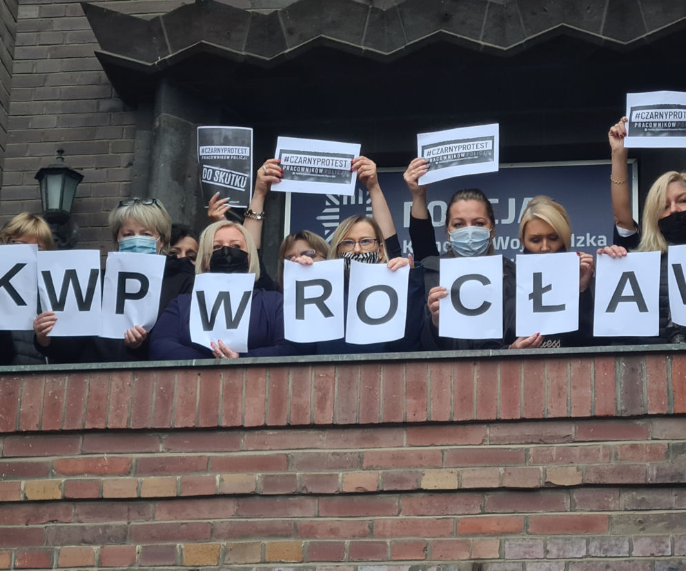 Protest cywilnych pracowników policji 