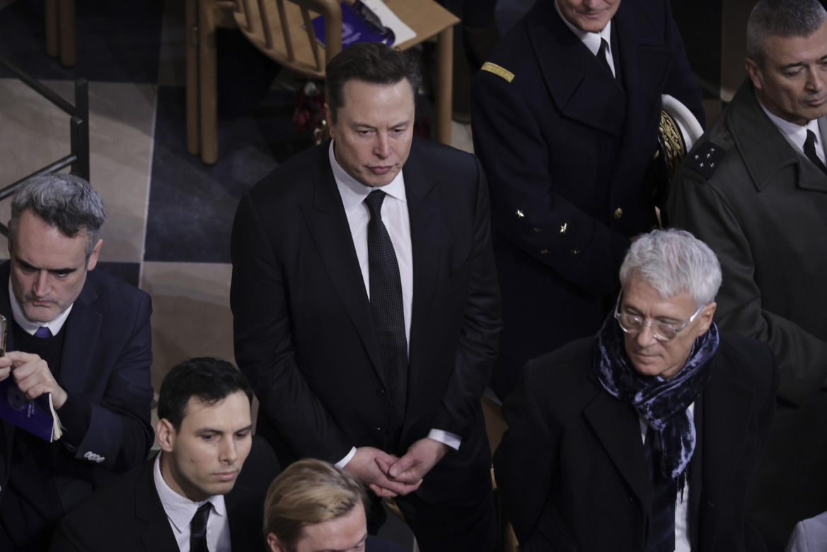 Trump, książę William, Zełenski razem! Zobacz zdjęcia z uroczystego otwarcia Nore Dame