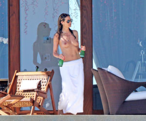Heidi Klum topless