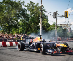 F1 znowu w Polsce! Historyczne starcie na PGE Narodowym podczas Red Bull Drift Masters
