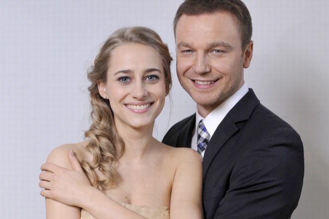 JULIA: Julia Rosnowska (Julia Chmielewska), Krystian Wieczorek (Janek Janicki)