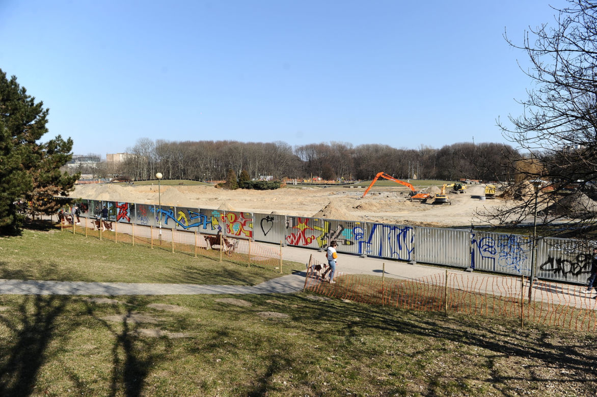  Pole Mokotowskie zamieniło się w wielką kopalnię piasku