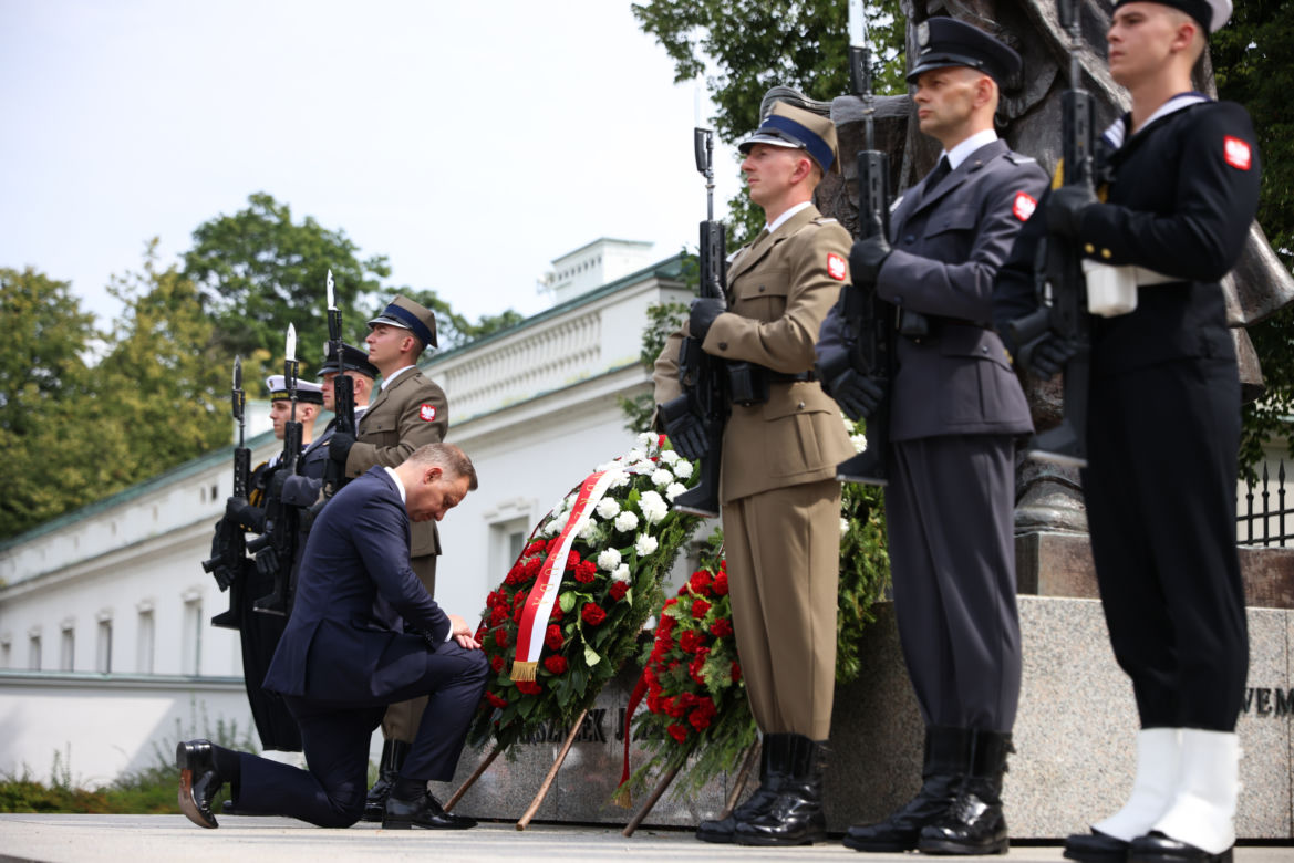 Andrzej Duda złożył kwiaty pod pomnikiem Józefa Piłsudskiego