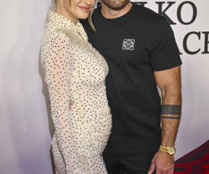 Karolina Pisarek-Salla, Roger Salla