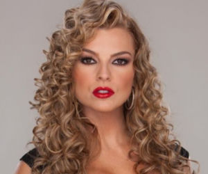 Prawdziwe uczucie (Amores verdaderos). Kendra Ferretti (Marjorie de Sousa) 