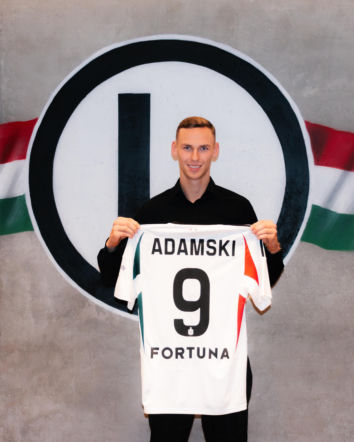 Oficjalnie: To nowy napastnik Legii Warszawa! Strzał w dziesiątkę czy kolejny niewypał?