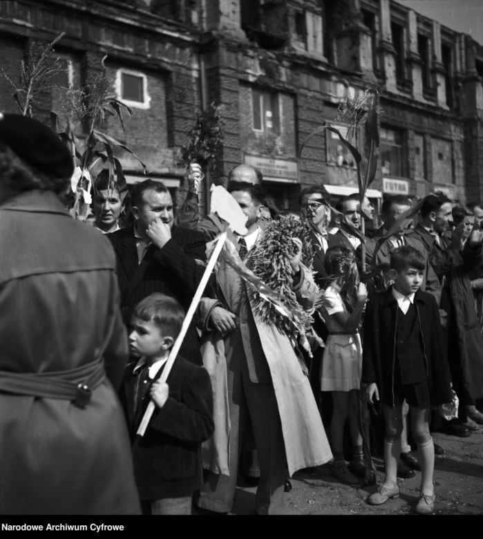 Warszawskie dożynki w latach 50-tych