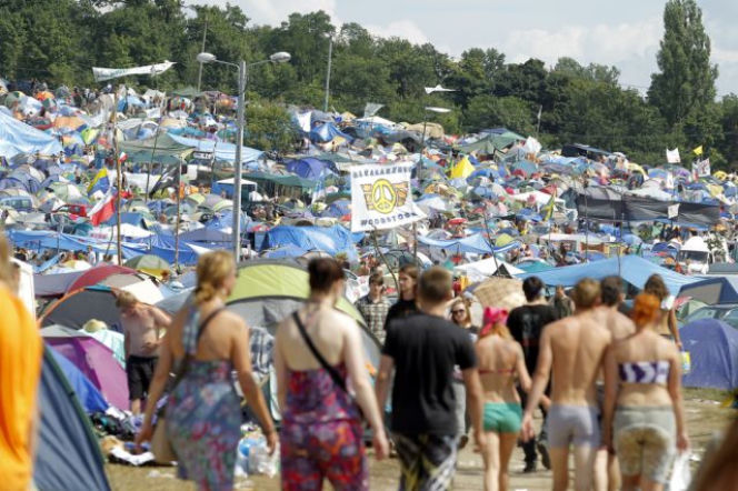PRZYSTANEK WOODSTOCK 2012: Jak BAWILI SIĘ uczestnicy festiwalu - DUŻO ZDJĘĆ