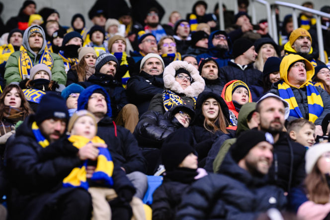 Arka Gdynia - Raków Częstochowa, zdjęcia kibiców i piłkarzy z meczu 17. kolejki PKO BP Ekstraklasy