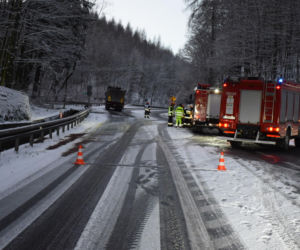 Kolizja w okolicach Dębowiny. Zablokowana DK8