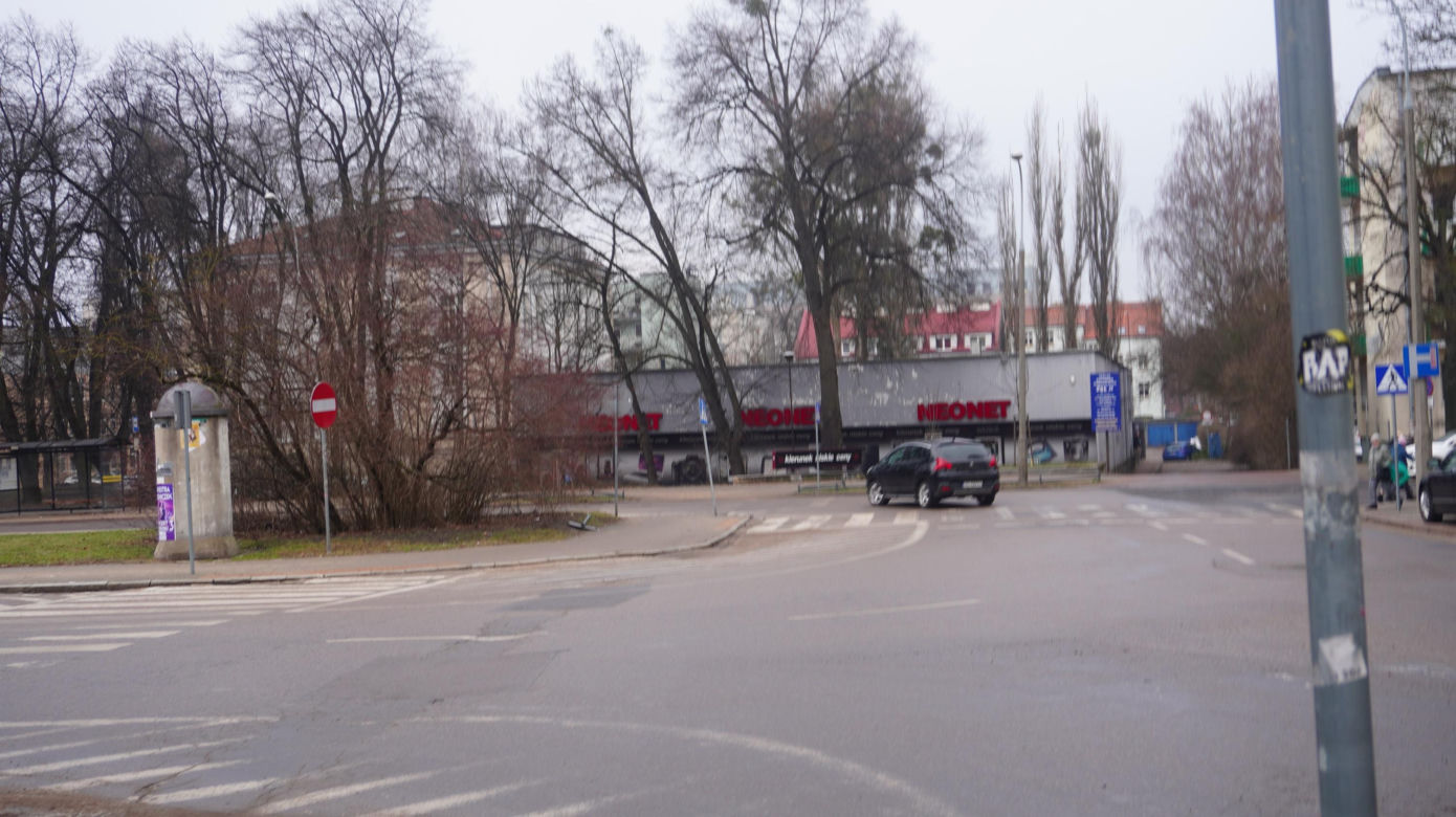 To jedyne prostokątne rondo w Europie. Znajduje się blisko centrum Olsztyna [ZDJĘCIA]
