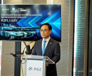 4 umowy wykonawcze Bumar-Łabędy